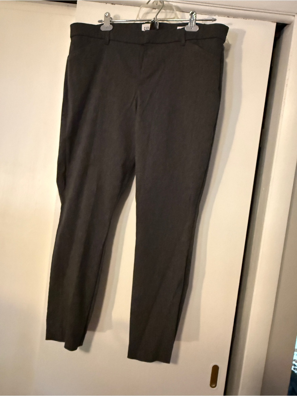 GAP Women's Dress Pants in Charcoal Gray